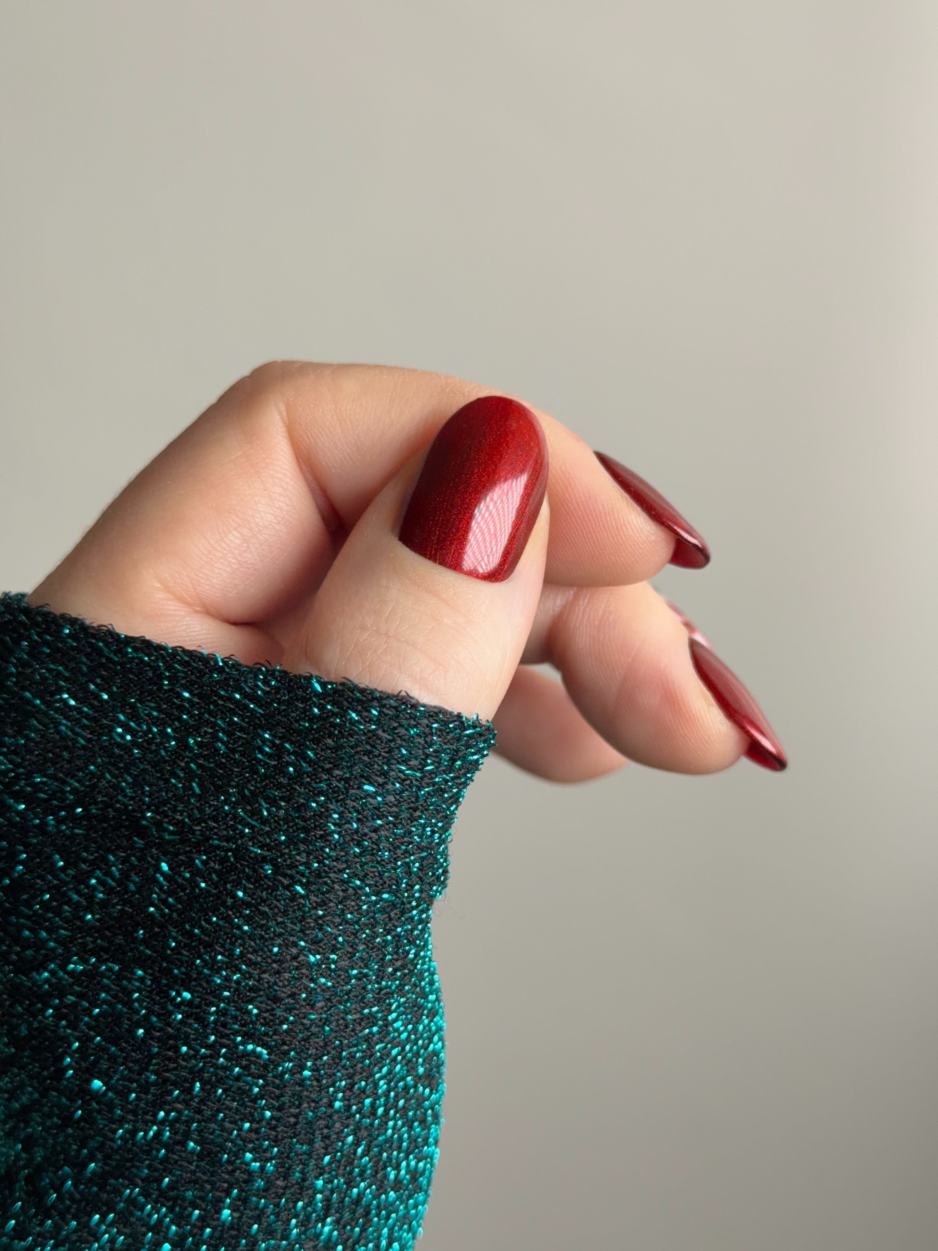 Stella di Natale | Press-On Nails Rosse con Decorazione Stella di Natale Made in Italy